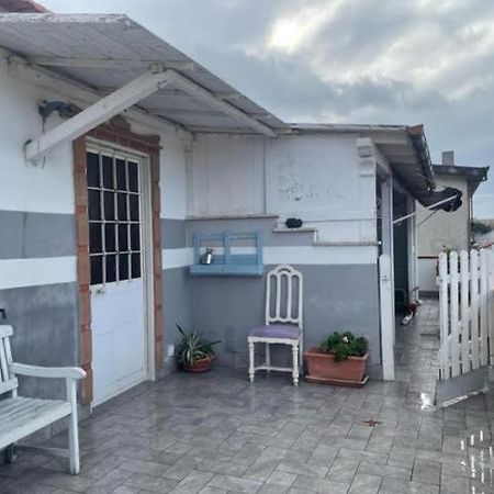 Airport Apartment Happyhouse 菲乌米奇诺 外观 照片