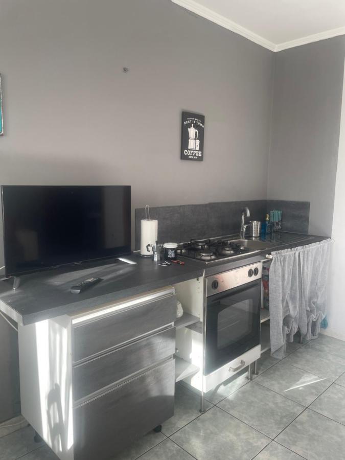 Airport Apartment Happyhouse 菲乌米奇诺 外观 照片